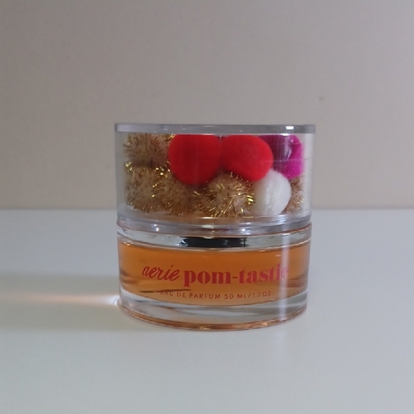 Aerie Pom-Tastic Perfume 50ml - Picture 1 of 4